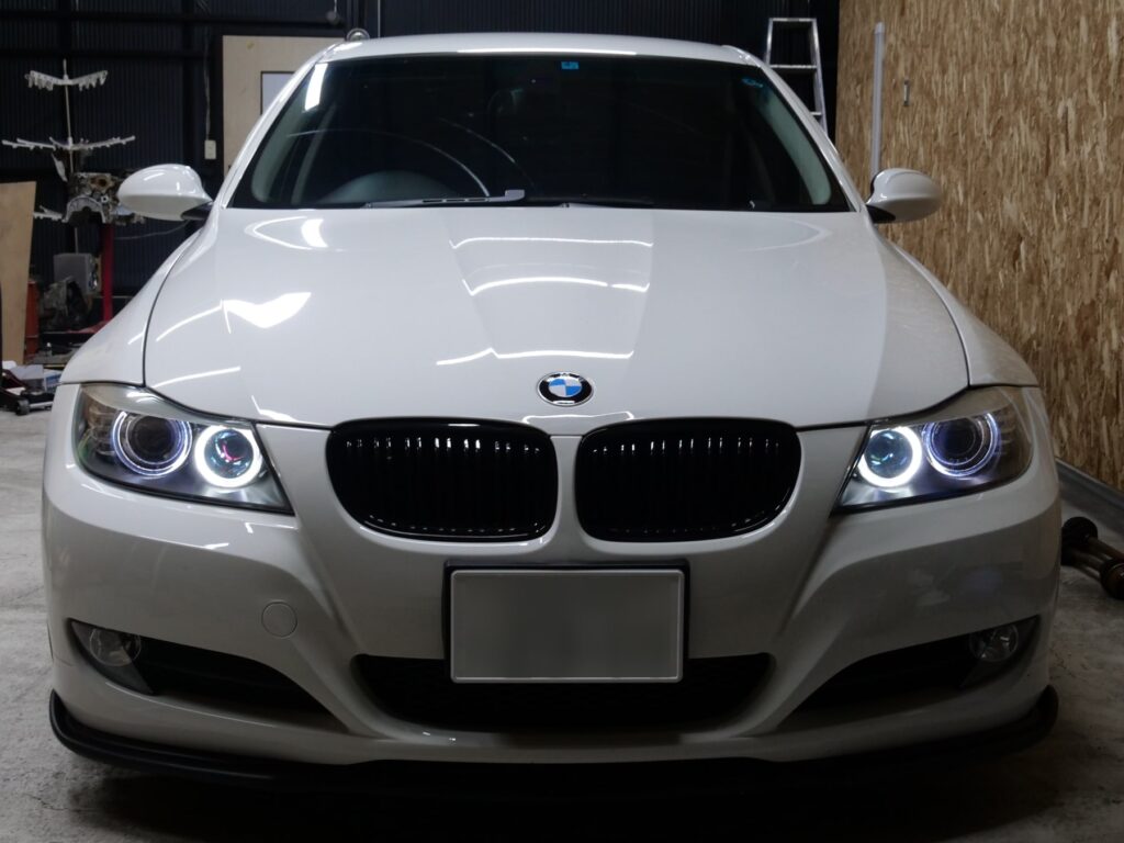 BMW-E90-day-light-angel-eyes