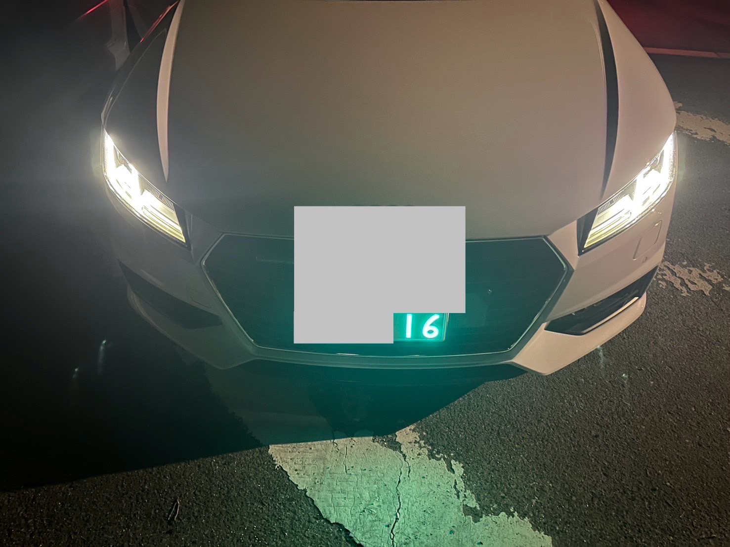 アウディTTクーペ_字光式ナンバー取り付け_006